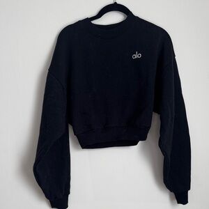 ALO YOGA CROPPED ACCOLADE SWEATSHIRT